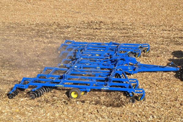 Landoll | 6250 Tandem Disc Harrow – Five-Section Folding Models | Model 6250-40