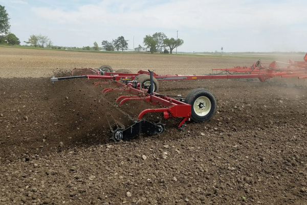 Unverferth | 1245 & 1245D Rolling Harrow | Model 1245