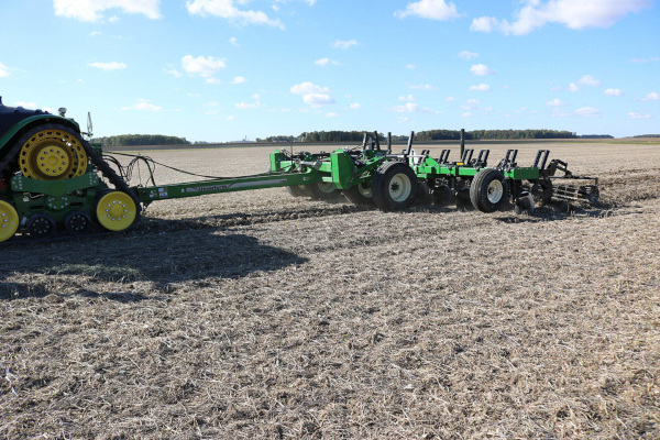 Unverferth | Seedbed Tillage | Ripper-Stripper